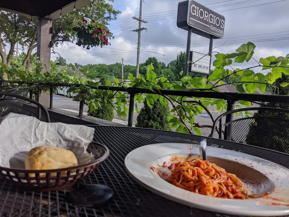 Spaghetti and 1 Meatball